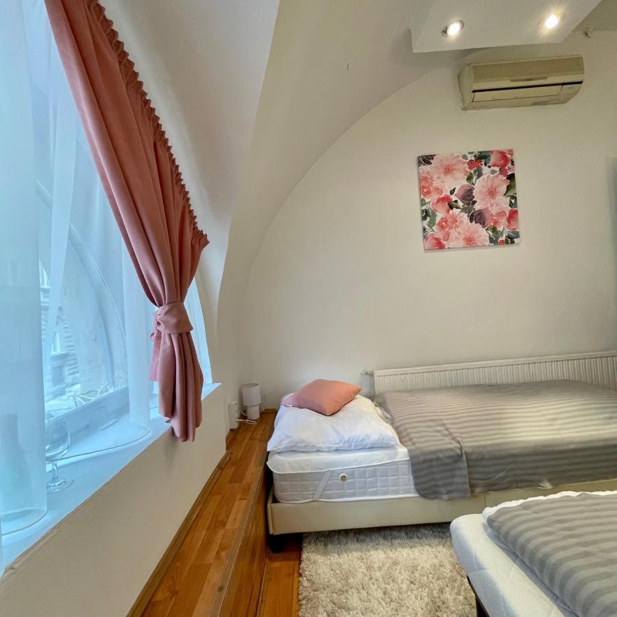 Basicpoint Residence Budapest Esterno foto