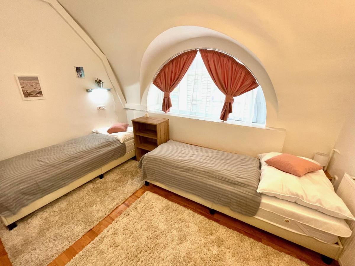 Basicpoint Residence Budapest Esterno foto