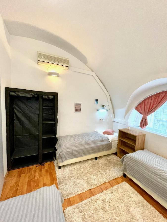Basicpoint Residence Budapest Esterno foto